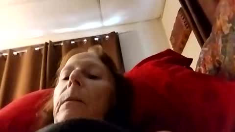 miloanj online show from November 2025 06:39:01 PM