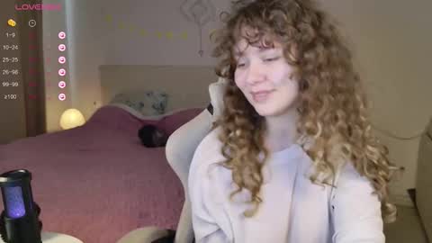 milounee online show from February 2026 06:50:01 AM