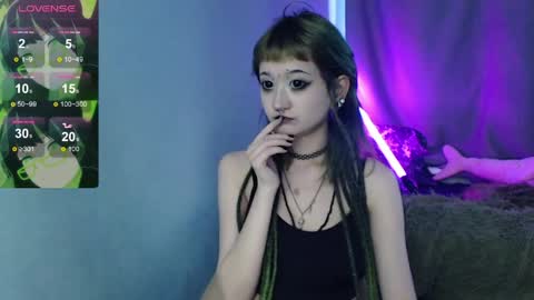 milten_trish online show from April 2026 02:51:02 AM
