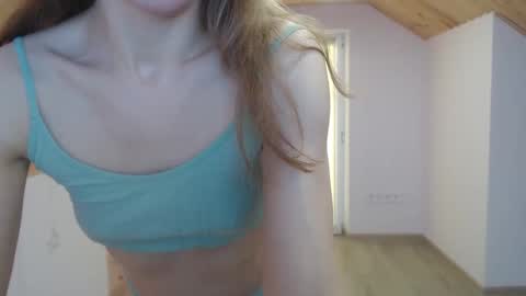 Snapshot of milusea chatting on February 2025 12:51:02 PM milusea online show from February 2025 12:51:02 PM