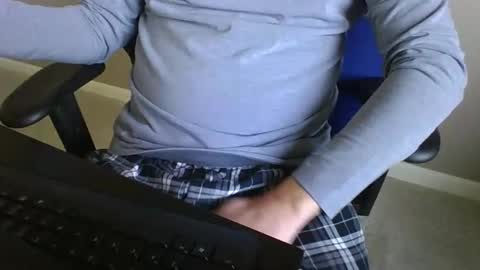 milwaukeebadger24 online show from December 2024 04:06:01 PM