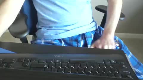 milwaukeebadger24 online show from November 2025 04:03:01 PM