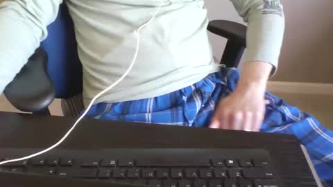milwaukeebadger24 online show from May 2026 02:55:01 PM