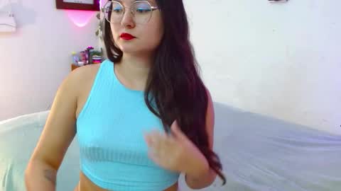 mily_baker online show from September 2025 06:08:02 PM