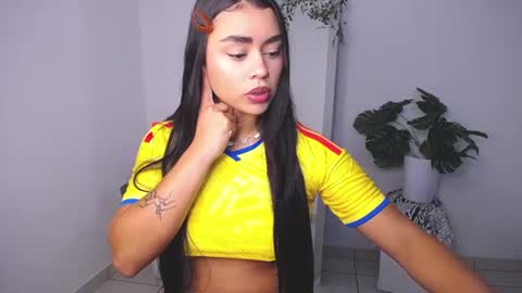 Mily Ortiz online show from July 2026 03:16:02 PM
