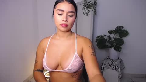 Mily Ortiz online show from July 2026 02:52:02 PM
