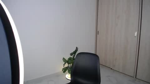 Mily Ortiz online show from August 2026 02:09:01 PM