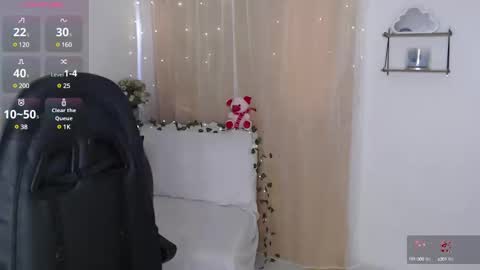 Mily online show from February 2025 09:28:01 PM