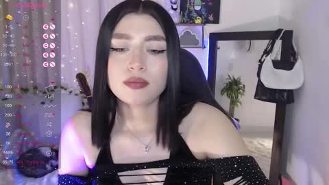 Mily online show from October 2025 09:17:02 PM