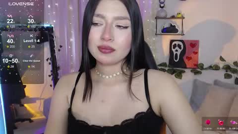 Mily online show from November 2025 08:11:01 PM