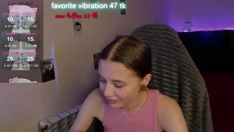 Emily online show from November 2025 07:58:01 PM