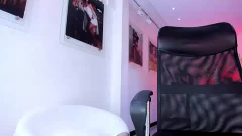 MilyClem online show from June 2026 03:00:01 AM