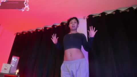 Snapshot of milyferrer chatting on June 2026 02:38:01 AM Mily online show from June 2026 02:38:01 AM