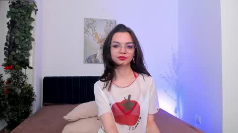 Mimi online show from May 2026 02:44:02 PM
