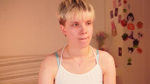 Sonya online show from November 2025 02:43:02 PM