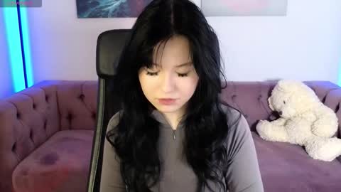Mina online show from October 2025 11:08:02 AM