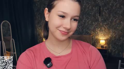 Mindi online show from November 2025 07:11:02 AM