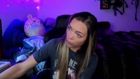 Mindy Mars online show from January 2025 12:41:02 PM