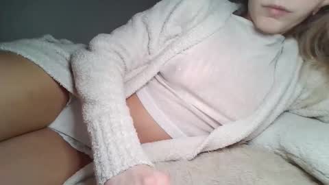 minilynixo online show from February 2026 02:45:01 AM