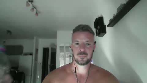 Snapshot of minka28 chatting on May 2026 05:21:02 PM minka28 online show from May 2026 05:21:02 PM