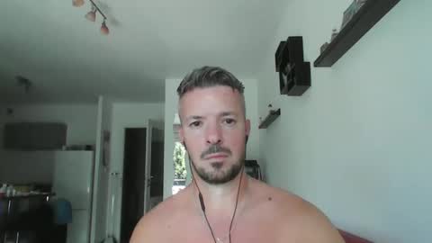 Snapshot of minka28 chatting on June 2026 03:18:01 PM minka28 online show from June 2026 03:18:01 PM