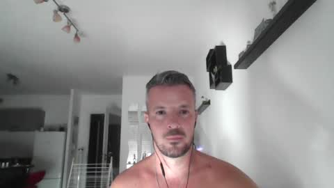minka28 online show from July 2026 05:20:01 PM