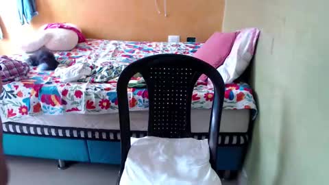 Snapshot of minnie_bbw69 chatting on November 2025 02:50:02 PM Andrea online show from November 2025 02:50:02 PM