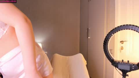 minnie_jin online show from March 2025 01:29:01 PM