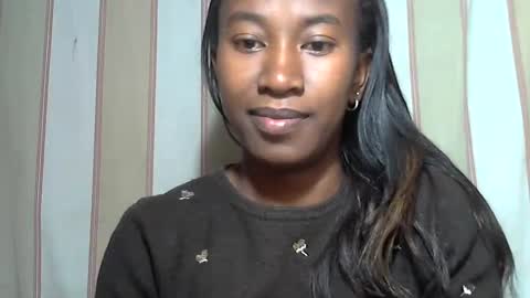 minouch211907 online show from March 2025 12:48:01 AM