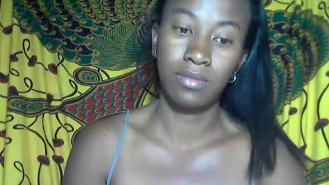 minouch211907 online show from September 2025 02:36:02 AM