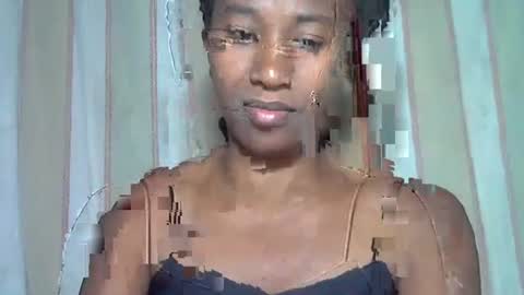 minouch211907 online show from November 2025 03:13:02 PM