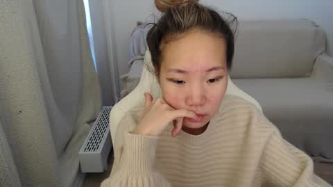 mira_g online show from September 2025 06:18:01 AM