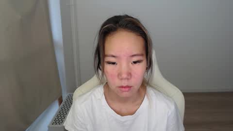 mira_g online show from November 2025 08:45:01 AM