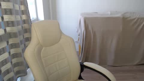 mira_g online show from February 2026 09:04:02 AM