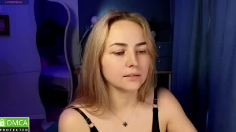 Snapshot of mira_mermayd chatting on July 2026 01:33:01 AM Mira online show from July 2026 01:33:01 AM