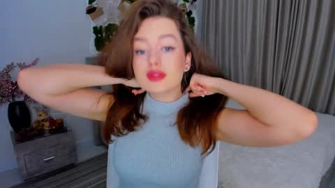Emma online show from December 2024 01:13:01 AM