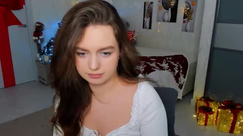 Emma online show from January 2025 07:28:02 PM