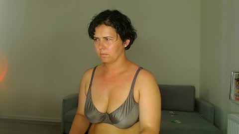 Snapshot of miradiaz chatting on June 2026 07:04:01 PM Meera online show from June 2026 07:04:01 PM