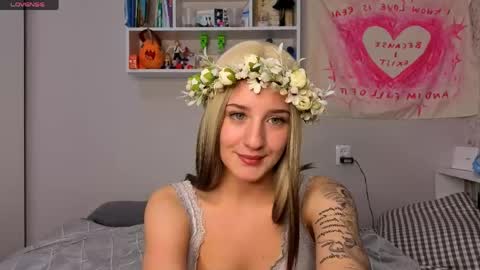 Cassie online show from May 2026 05:53:02 PM