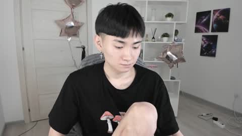              online show from February 2025 09:46:02 PM