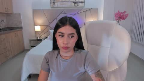 miranda_crawfor online show from March 2026 04:18:01 AM