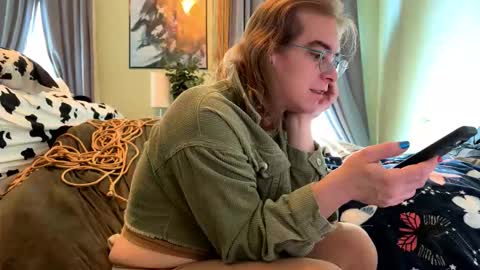 Snapshot of miranda_flowers chatting on February 2026 07:03:02 PM Miranda Flowers online show from February 2026 07:03:02 PM