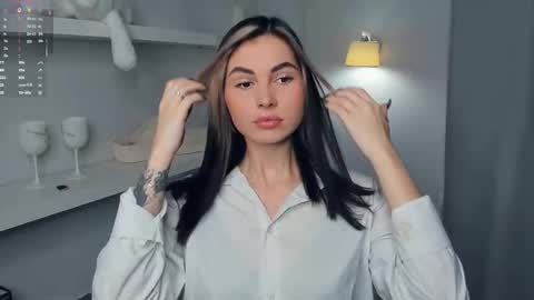 My name is Adele online show from December 2025 07:28:01 AM