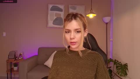 Snapshot of mirandashaw chatting on February 2025 02:41:01 AM Miranda Shaw online show from February 2025 02:41:01 AM