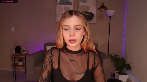 Snapshot of mirandashaw chatting on February 2025 11:14:02 PM Miranda Shaw online show from February 2025 11:14:02 PM