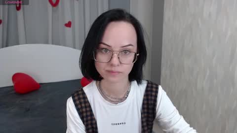 Mira online show from February 2025 03:42:02 PM