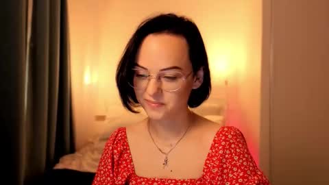 MiraSkyy online show from September 2025 02:49:02 PM