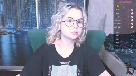 Kira online show from December 2024 03:39:01 AM