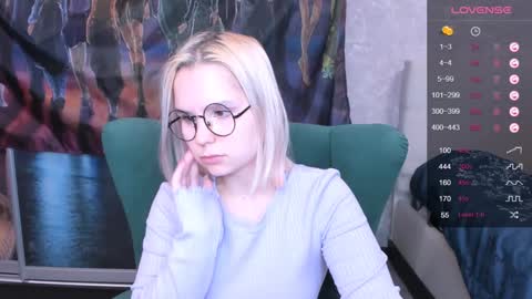 Kira online show from February 2025 07:49:01 PM