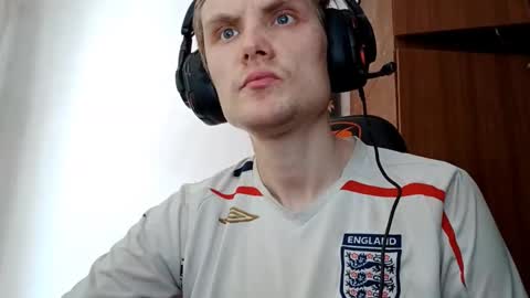 Snapshot of mirexvane chatting on February 2026 11:43:02 AM Vlad online show from February 2026 11:43:02 AM